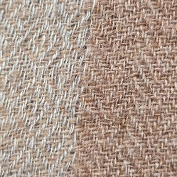 NWOT Lightweight Woven Cashmere Scarf in Brown Tones - Picture 5 of 14